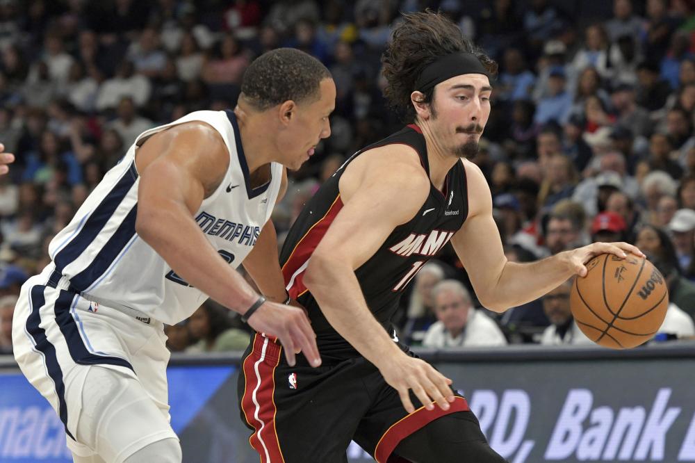 锋线低迷困 锋线低迷困