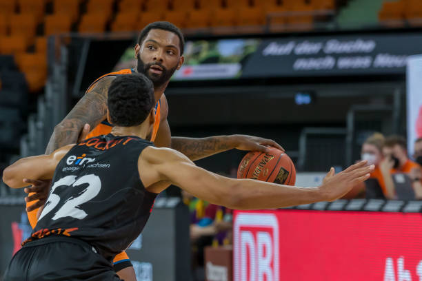 力状态维持 力状态维持